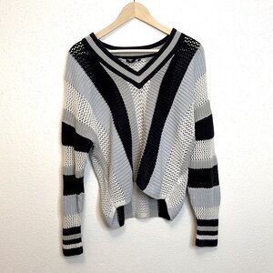 Express Preppy Blue and White Striped Knit V Neck Sweater Size M